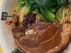 大肉面-苓记南京鸭血粉丝.皮肚面(县东巷店)