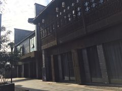 -扬州东关街文昌阁桔子水晶酒店