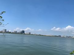 -上海滴水湖皇冠假日酒店