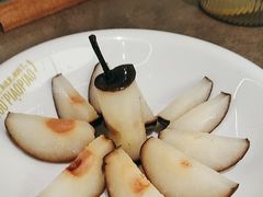 -锅飘飘·东北铁锅炖(雨花客厅店)