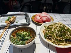 -李双猪·小龙虾·烧烤·羊肉煲(乐山店)
