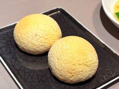 雪山酥皮包-荣轩(新荣记环球金融中心店)