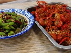 -江城燕子大排档(江汉路步行街店)