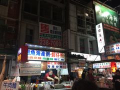 -六合夜市
