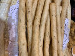 茴香小油条-唇辣号重庆老火锅(亦庄店)