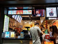门面-黑色经典臭豆腐·长沙鲜食商店(坡子街店)