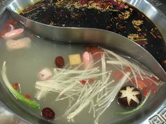 -重庆圣渝老火锅(掌起镇横街店)