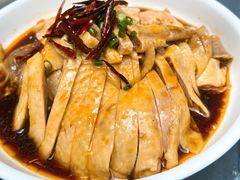 -蔼若春.传承三十年云南菜(金碧公园店)