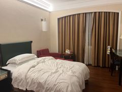 -汕头金海湾大酒店(万象城店)