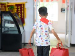 -上海市松江华阳敬老院