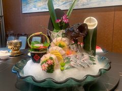 -鼎泰亨·海鲜牛肉餐厅(滨江店)