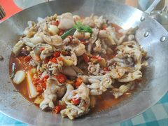 -昱龙大盆牛蛙馆(三兴街总店)