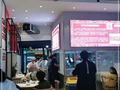 大堂-李兰英湖南面馆(护国路店)