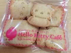 -Hello Kitty Cafe(弘大店)