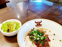 牛骨头粉-津市刘聋子粉馆岳阳总店