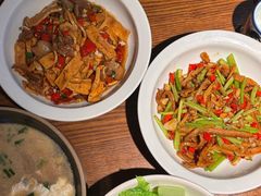 -老湘村·湖南土菜(天河维多利店)