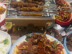 -江城老胖串店·海鲜·小龙虾(世光路店)