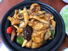 -胡子饮食店