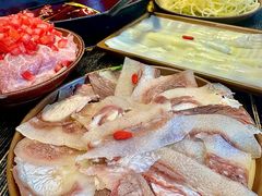 -冯校长老火锅(中联广场店)