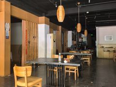 -汗腾格里·风味餐厅(新疆驻京办店)
