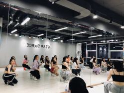 -STAR舞蹈工作室