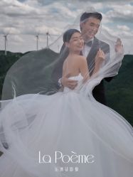 -乐派诗婚纱摄影