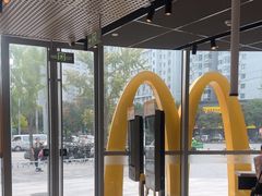 -麦当劳(北苑秋实路店)