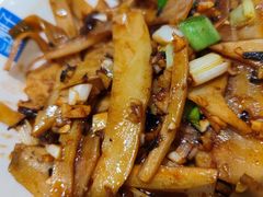 梅干菜炒莲藕-兰湘子·湘菜小炒(民乐园店)