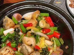 -MONICH牛排融合餐厅(和义大道购物中心店)