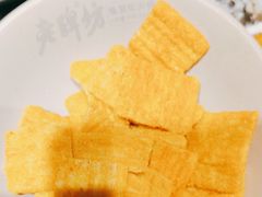 -老牌坊云南鱼豆花火锅(哈西万达店)