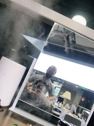 -变画·发型STUDIO