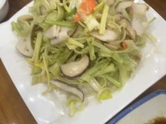 -渔家小院观海海肠捞饭地方菜(环海中路店)