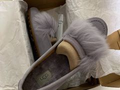 -UGG(燕莎奥特莱斯购物中心店)