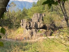 -梭布垭石林景区