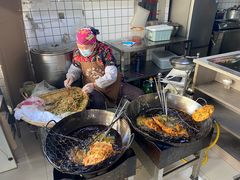 -半月镰胡姐脆皮萝卜饺子