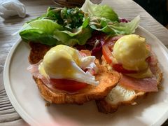 -Common Table · Brunch & Coffee