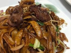 干炒牛河-稻香酒家·34年老字号·港式粤菜(汉街店)