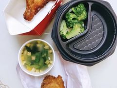 港式烧味脆皮大鸡腿饭-肯德基(安吉胜利店)