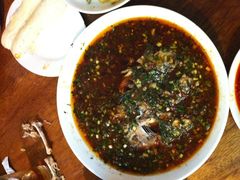 藿香鲫鱼-月圆霖特色农家乐