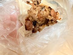 咸蛋黄大烧麦-白玉兰食品(中山公园龙之梦店)