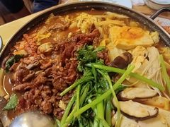 八爪鱼牛肉锅-东吉馆韩式餐厅(八经街总店)