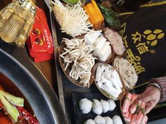 -黄潇洒老火锅(九眼桥宏济巷店)