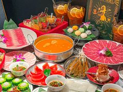 -禄婶鸡煲·打边炉