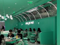 -季季红火锅(柳州城中万达二店)