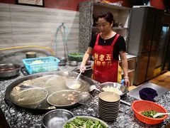 -谢老五跷脚牛肉·非遗传承店