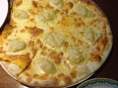 榴莲披萨-JINNS锦时 steak&pizza(浸信会礼拜堂旧址店)