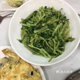 鸡都酥掉了。味道有点淡「果木烧猪排」这个蛮好吃的