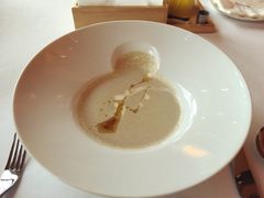奶油蘑菇汤-Acqua海蓝意大利餐厅