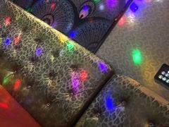 -加州红歌声宴KTV(白石洲店)