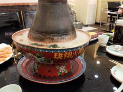 -正宗乌拉满族炭火锅(四平店)